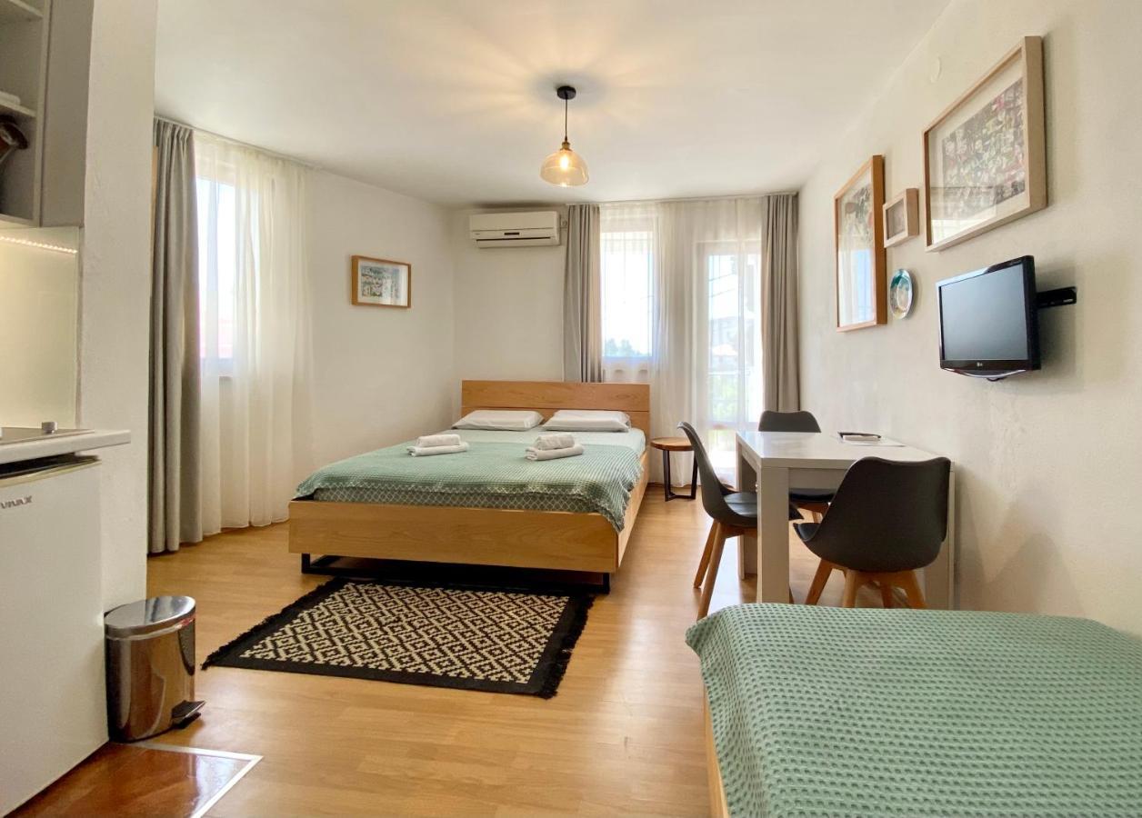 Apartments Rux De Luxe Bar Εξωτερικό φωτογραφία