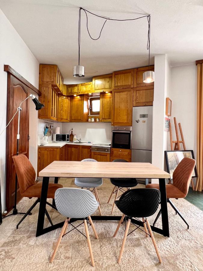 Apartments Rux De Luxe Bar Εξωτερικό φωτογραφία