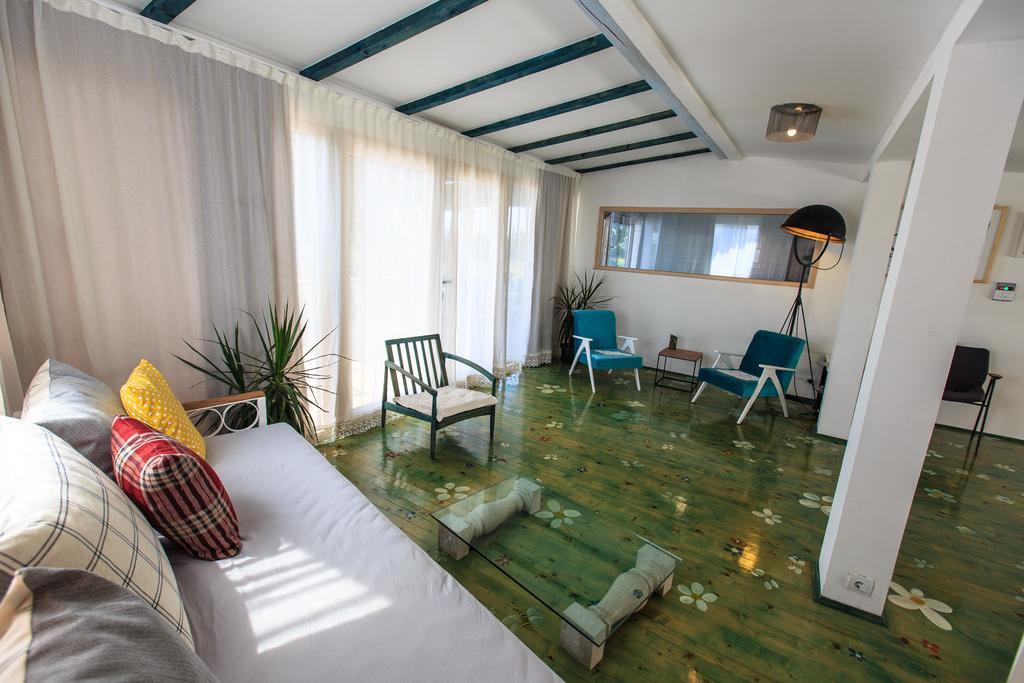 Apartments Rux De Luxe Bar Εξωτερικό φωτογραφία
