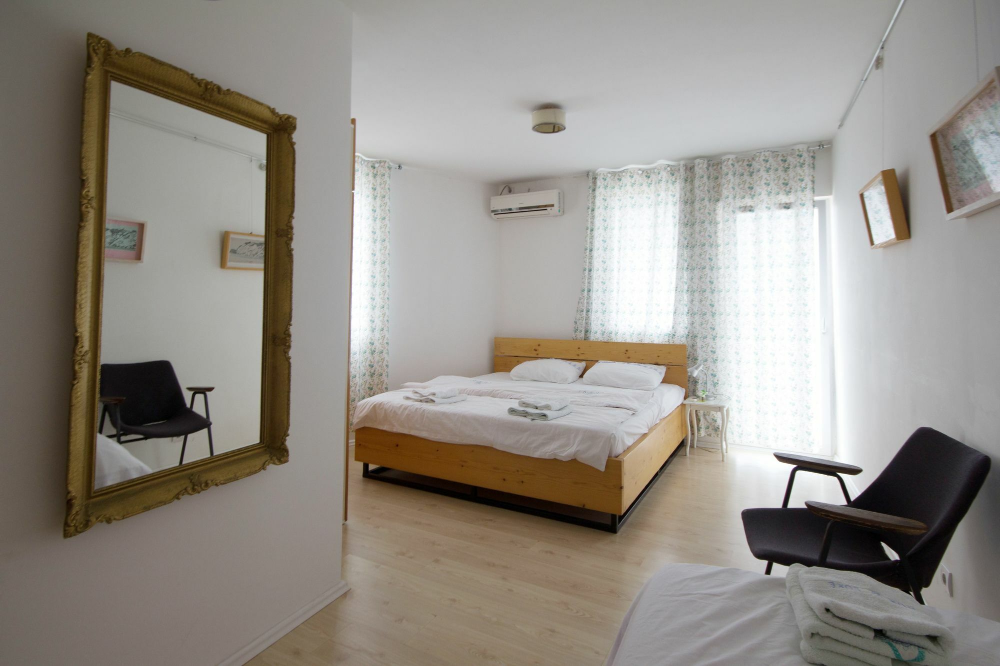Apartments Rux De Luxe Bar Εξωτερικό φωτογραφία